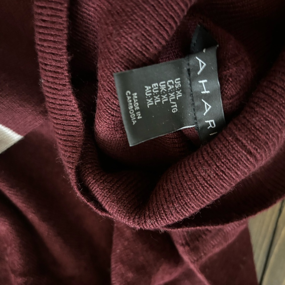 Tahari marino wool sweater